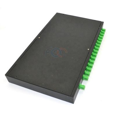CATV LAN LSZH Fiber PLC Splitter Patch Panel SC APC Raf Montajı
