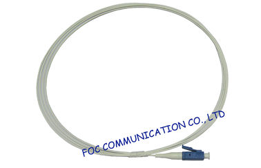 Yüksek Hızlı İletim Hızı G.657 Fiber Optik Pigtail LC / PC 900um SM FTTH için